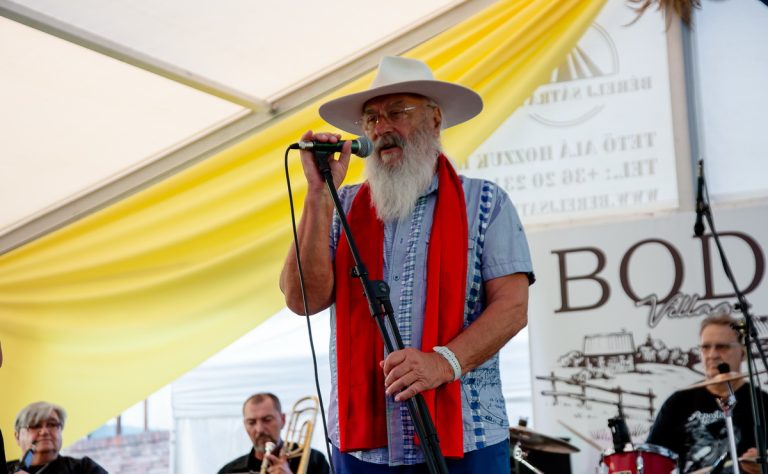 „A közönség hangulata átragad rám is” – Meződi József