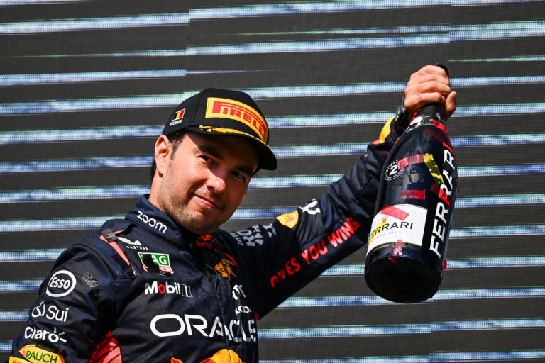Megszületett Sergio Perez 4. gyermeke