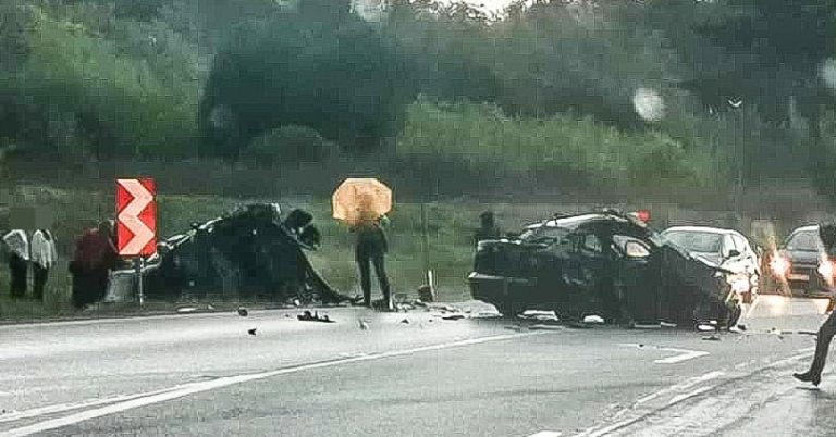 Hárman meghaltak, köztük egy 17 éves fiatal lány, a 76-os főúton történt balesetben