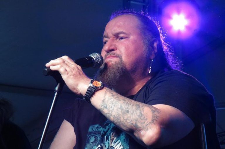 Ma lett 75 éves Deák Bill Gyula