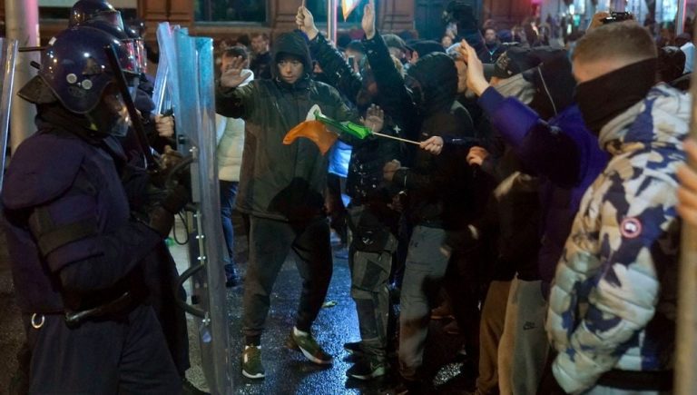 Dublin belvárosában elszabadult a pokol a késes támadást követően