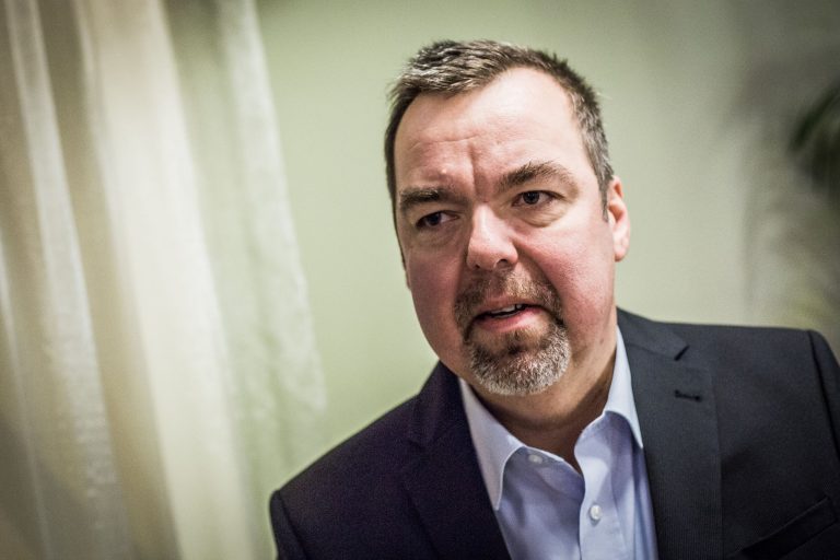 L.Simon László máris reagált a felmentésére
