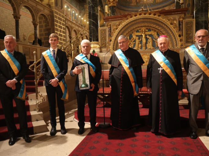 Pécsen átadták a Tüke-díjakat