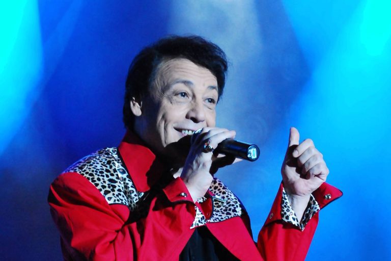 Szülinapi koncert lesz Fenyő Miklós karácsonyi fellépéséből