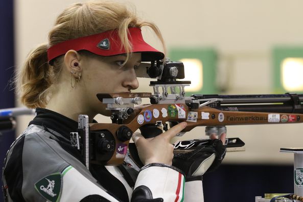 Ezüstérmes a magyar női puskás csapat