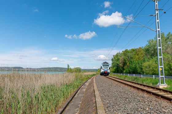 A MÁV 6,5 milliót fizetett vissza az utasoknak, miközben 45 százalékkal volt több vendég a Balatonnál pünkösdkor