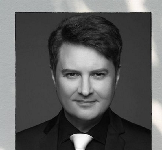 Elhunyt Vadász Zsolt