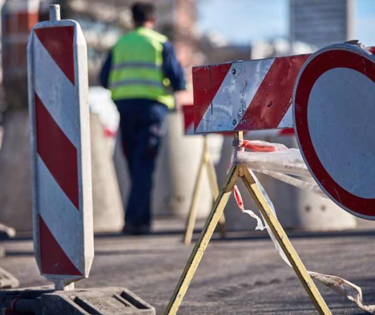 Időszakos forgalomkorlátozás lesz a Pécs Pláza csomópontban