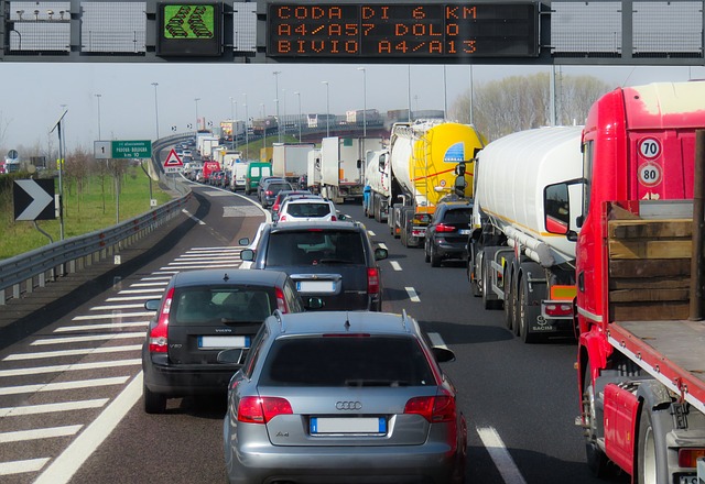 Motoros mentő és autómentő is szolgálatban lesz a hétvégén az M3-as autópályán