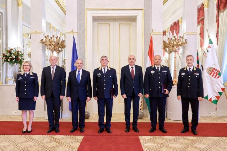 Dandártábornok a baranyai rendőr-főkapitányság élén