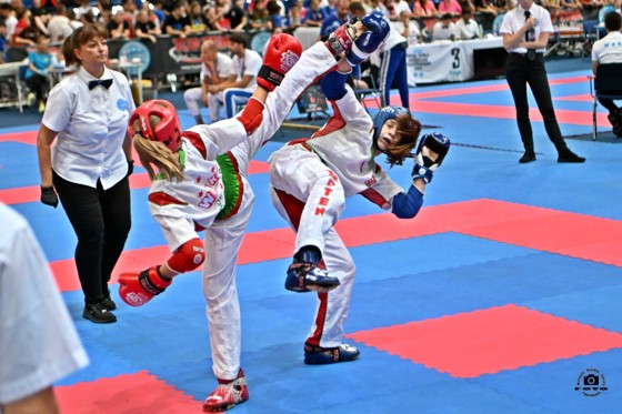 Tizenhat magyar arany pénteken az utánpótlás kick-box világbajnokságon