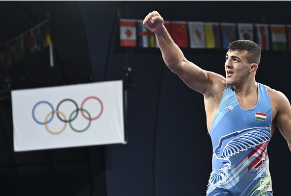 Elődöntőbe jutott az olimpián Losonczi Dávid birkózó!