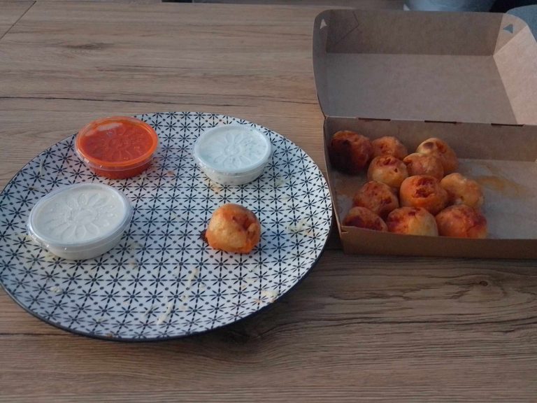 Pizza, de mégsem – Mumi’s kebab, haragos pizzabomba