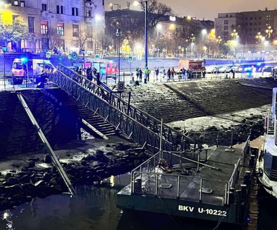 Hajóbaleset történt a Margit hídnál