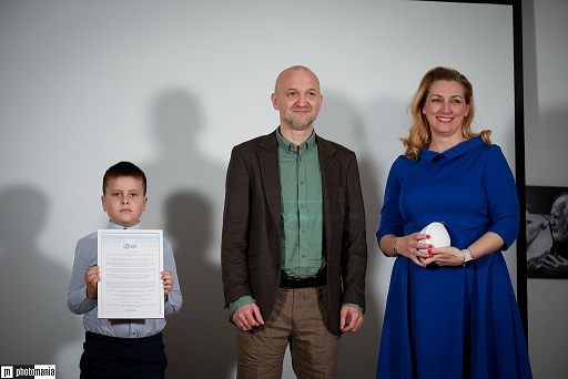 Dr. Ottófy Gábor pécsi gyermekonkológust díjazták segítő munkájáért
