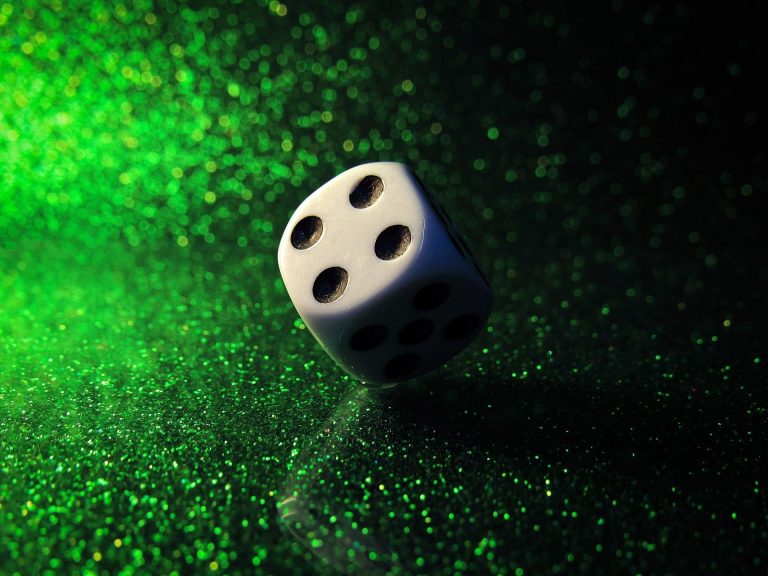 Zöld jackpot: hogyan csökkentik szénlábnyomukat az online kaszinók?