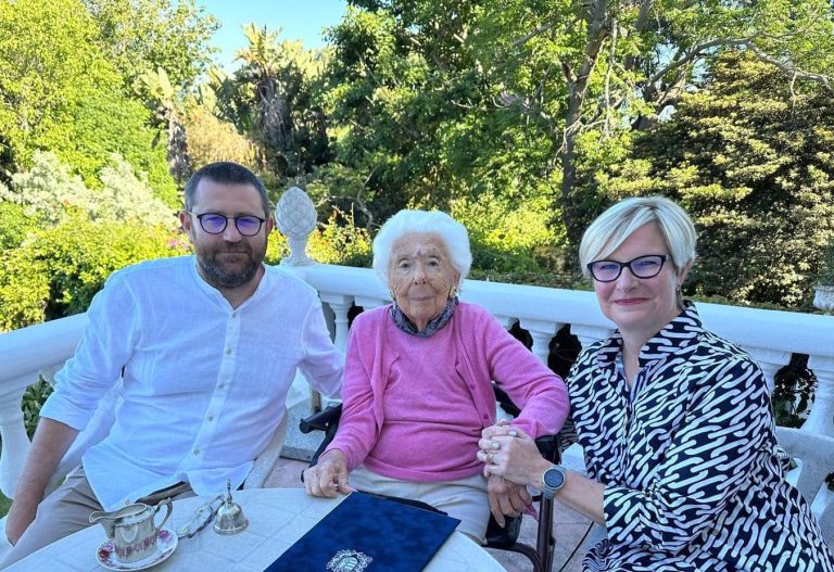 Elhunyt Bánffy Katalin grófnő, a Bánffy-kastély tulajdonosa