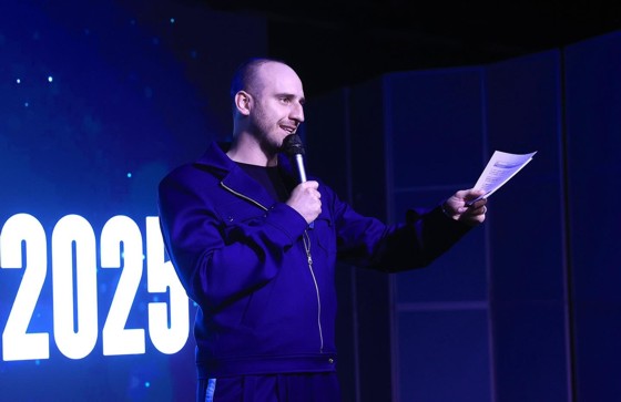 Ma lett 34 éves Brasch Bence