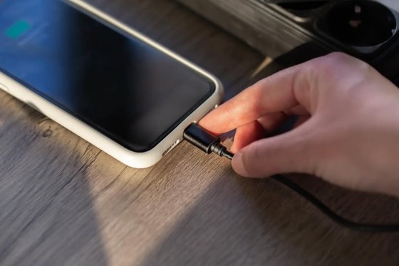 Veszélyes USB töltőket vontak ki a forgalomból