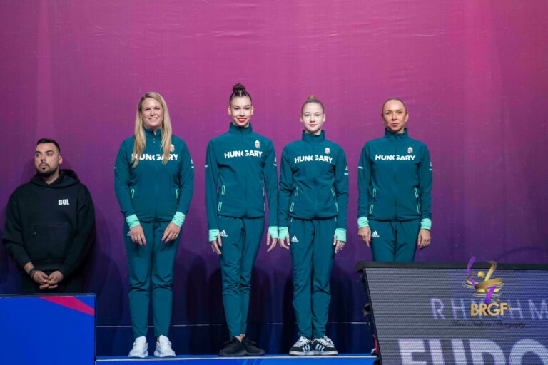 A magyar felnőtt együttes kéziszercsapat aranyérmes lett