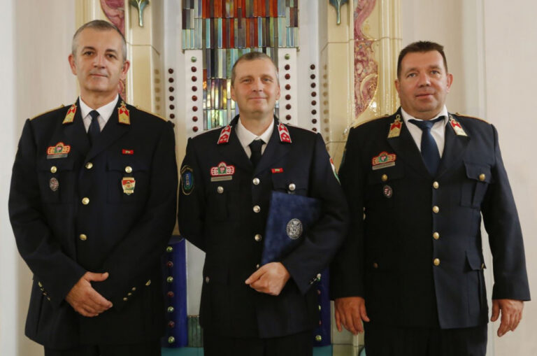Schőnberger Krisztián lett az Év Tűzoltója Pécsett