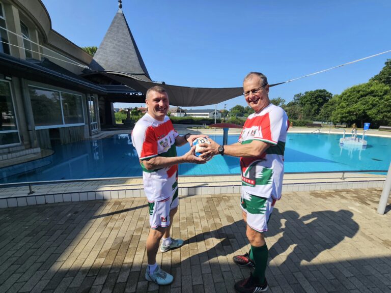 Lábteniszezés Világrekordja a Szigetvári Gyógyfürdőben