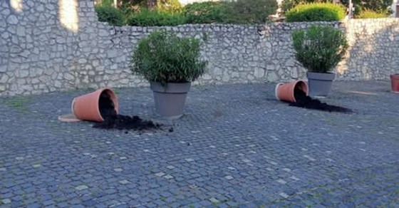 Túl sok a rongálás Pécsen, újabb kamerák őrzik a közterületeket