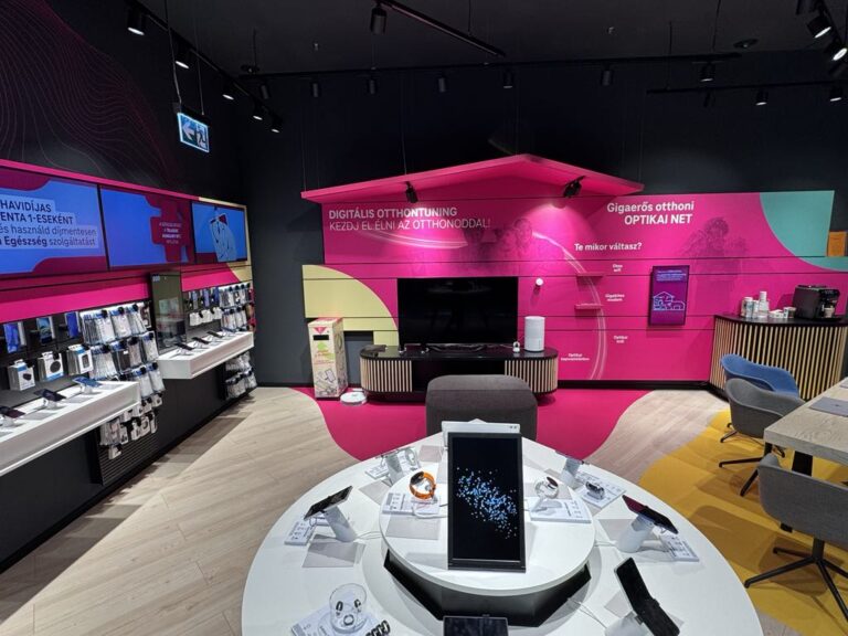 Új üzlet Pécsett, bezárás Siklóson – Változások a Telekomnál