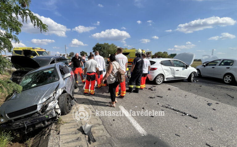 Tűzesetek és balesetek tarkították a hétvégét Baranyában