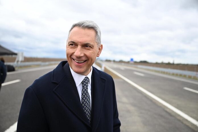 Lázár János