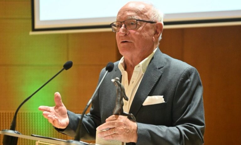 Dr. Bércesi Ferencet köszöntötték a pécsi labdarúgás ünnepén