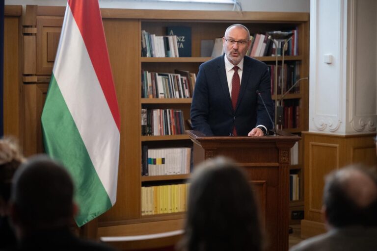 Novemberben érkezik a nyugdíjkiegészítés – jelentette be Zsigó Róbert
