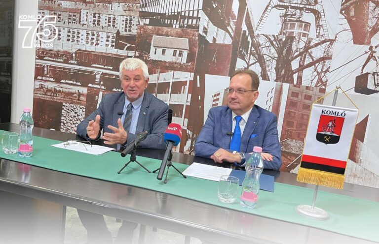 A komlóiak érzik a változást: folyamatosan fejlődik a város és több pénz marad a családoknál