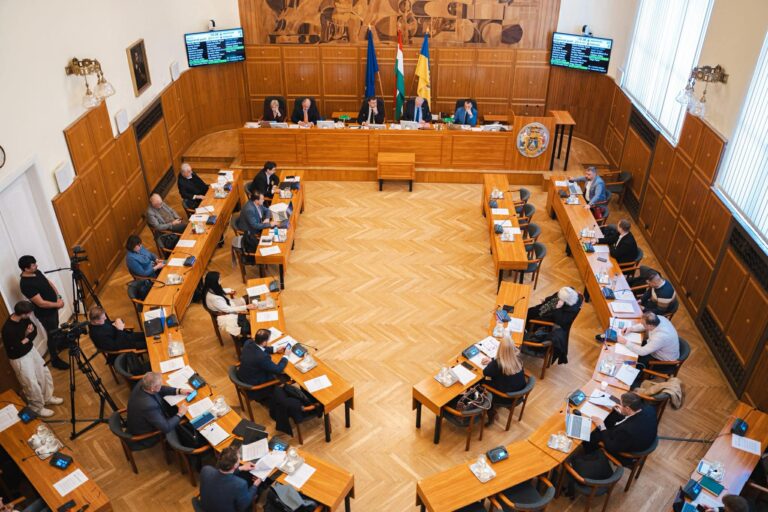 Szétcincálták a költségvetést, végül mégis elfogadta a közgyűlés