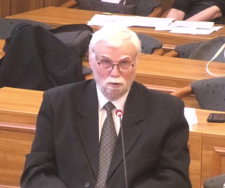Botrány a pécsi közgyűlésen