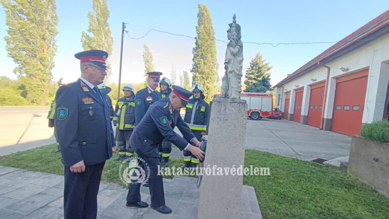 Elismerések és megemlékezések a tűzoltónap alkalmából Baranyában