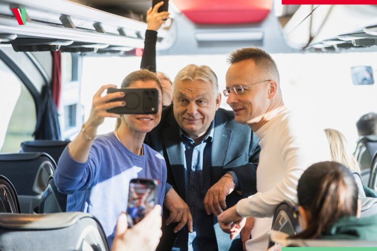 Orbán Viktor egymillió kézfogást kér a választás előtti napon