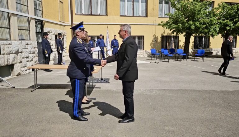 Elismerések a rendőrnap alkalmából Baranyában
