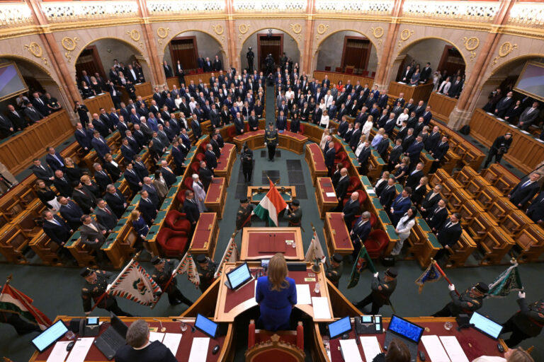 A Pécsi Tudományegyetem több öregdiákja is szerepet kapott az új Országgyűlésben és a kormányban