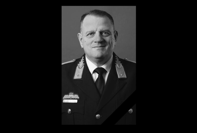 Gyász: elhunyt Baranya egykori rendőrfőkapitánya, dr. Gulyás Zsolt